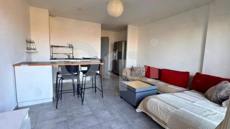 Location Appartement 2 pièces Meublé 45m² GRABELS 34790 - Photo 2