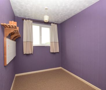 Saffron Road, Wigston - Photo 1