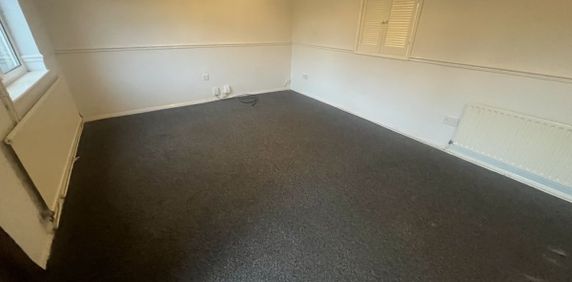 Keats Avenue, Scunthorpe - Photo 2