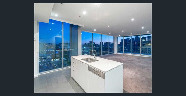 Penthouse Perfection - Photo 1