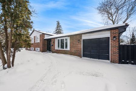For Lease - 246 Hodgson Drive, Newmarket, Ontario - Photo 4