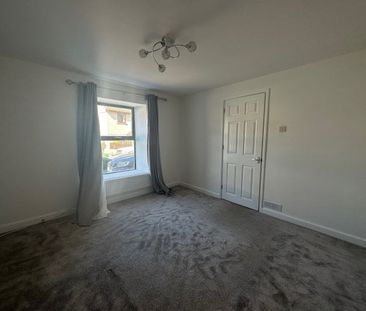 Hayle, Hayle, TR27 - Photo 1