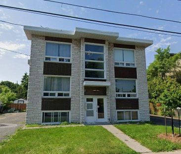 2 CH - 1 SDB - Longueuil - $1,595 /mo - Photo 1