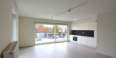 Appartement te huur in Rumbeke voor € 725 met 2 slaapkamers - Photo 2