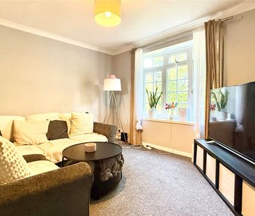 Crofton Close, Bracknell Crofton Close, Bracknell - Photo 2