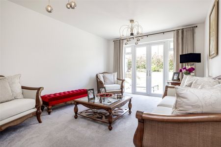 5 bedroom detached house to rent - Photo 3