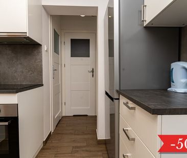 Warszawa, Praga-Południe, Międzynarodowa - Photo 2