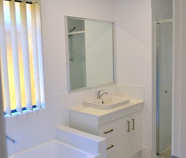 49 Freedom Crescent, South Ripley QLD 4306 - House For Rent - $570 ... - Photo 5