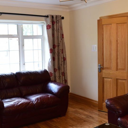 Twin bedroom in 5-bedroom apartment in Clondalkin, Dublin - Photo 1