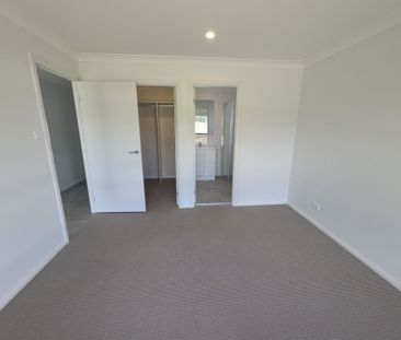 Brand New Home - Photo 4