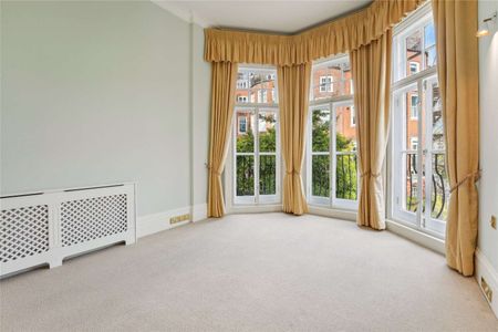 Sloane Court West, Sloane Square, London, SW3 4TE - Photo 3