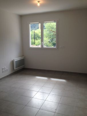 Location Appartement 1 pièce 18m² MARSEILLE 9ème - Photo 1