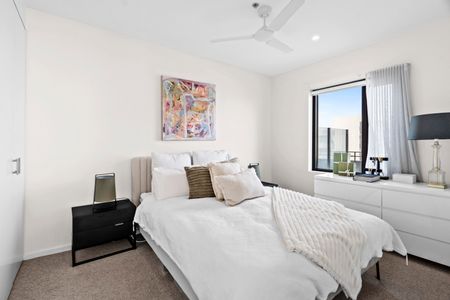 701/57 Bay Street, Port Melbourne VIC 3207 - Apartment For Rent | Domain - Photo 2