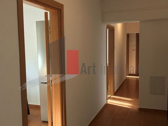 Unirii, Fantani, apartament 3 camere. - Photo 1