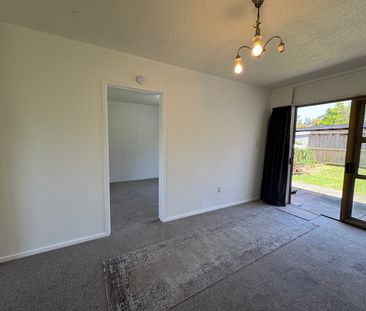 Unit 5, 27 St Georges Road, Avondale, Auckland - Photo 2