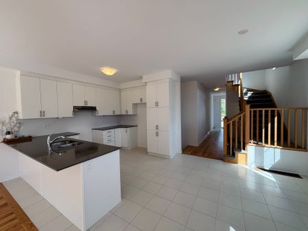 For Lease - 2 Poett Avenue, Stratford, Ontario - Photo 4