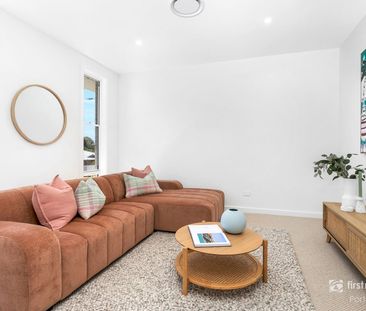 Stylish Modern Home in the heart of Nelson Bay - Photo 2