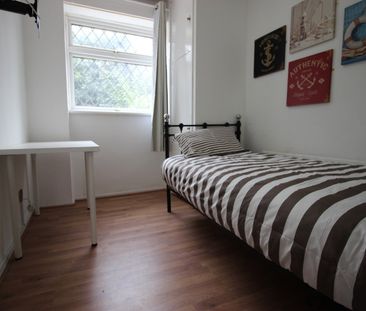 Room in a Shared House, Finwhale House, E14 - Photo 5