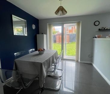 3 Bed Detached House, Everside Drive, M8 - Photo 1