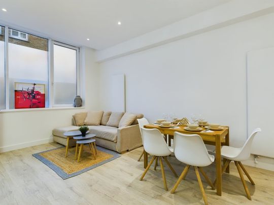 4 Bed Flat, Kerbela St, E2 - Photo 1