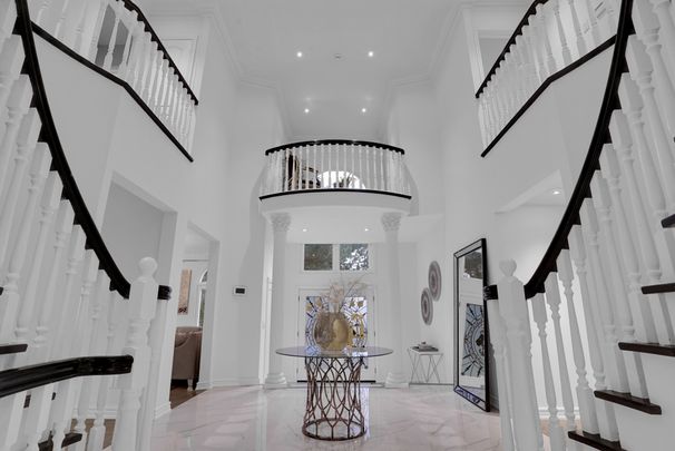 LUXURY HOME FOR RENT - Photo 1