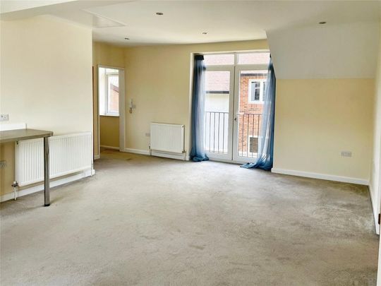 2 bedroom flat to rent - Photo 1
