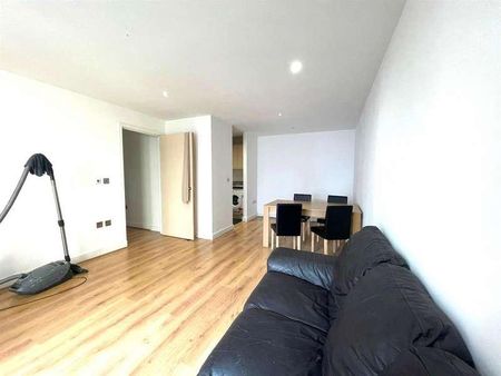 Westgate Apartments, Western Gateway, E16 - Photo 2