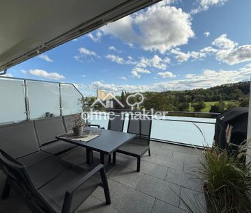 Dachgeschosswohnung mit Sonnenterrasse und Weitblick - Photo 1