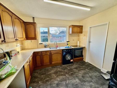 Kinsale Walk, NG11, Property for rent - Photo 3