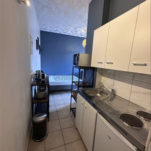 1 pièce - Meublé - 17 m² - RDC - Colocation non autorisée - Photo 2