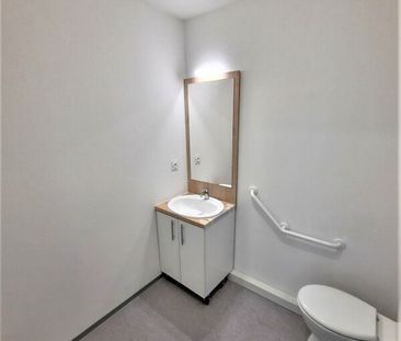 Location Appartement 1 pièce 18m² NIMES 30000 - Photo 4