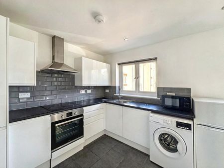 1 bedroom flat to rent - Photo 3