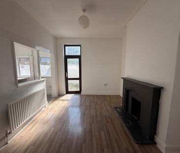 3 bedroom House To Let - Photo 1