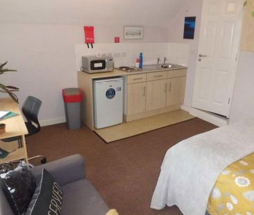 Studio to rent - Photo 4