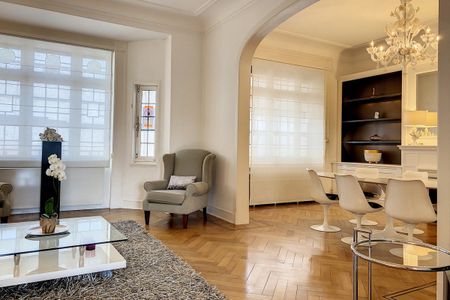 Luxueux appartement 2 chbr meublé proche du Cinquantenaire. - Photo 2