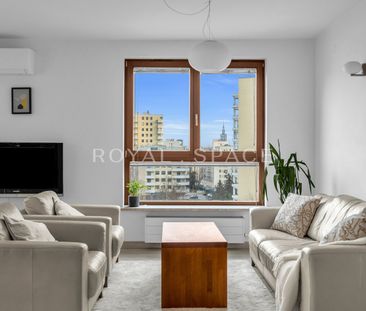 Duży apartament z trzema sypialniami | Muranów - Photo 2