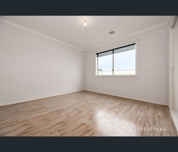 150 Blue Horizons Way, Pakenham, Vic 3810 - Photo 3