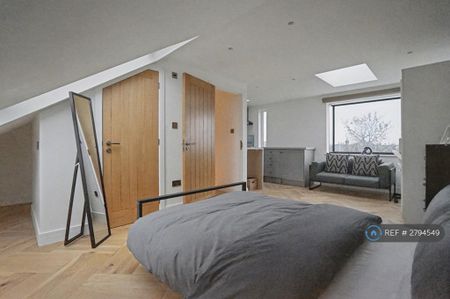 Studio to rent - Photo 4