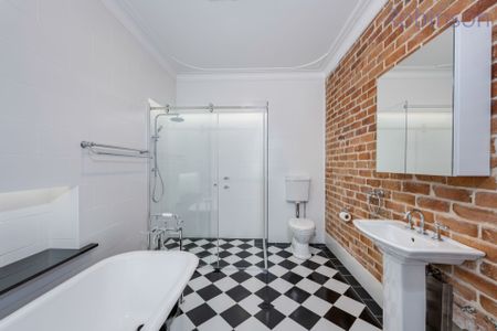 Fully renovated four bedroom home with in heart of Maryville - Photo 5