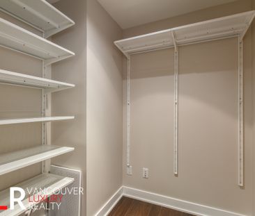 Condo in Vancouver West Side, BC - Photo 2