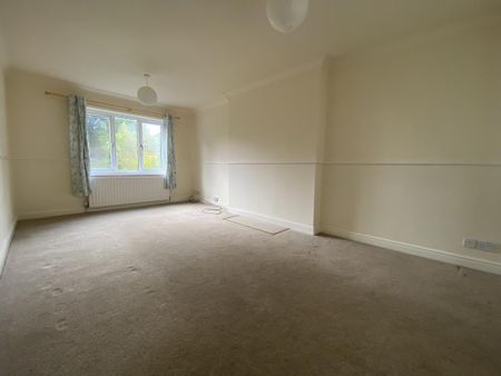 4 bedroom detached house to rent - Photo 4
