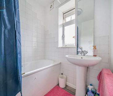 6 bedroom house to rent - Photo 1