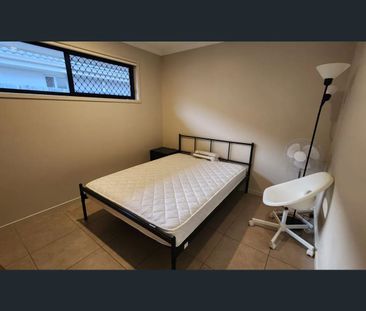 Your Dream Home in Deebing Heights is Ready! - Photo 2