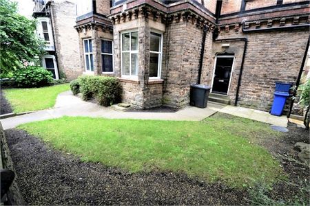 42, Brocco Bank, Botanical Gardens, Sheffield S11 8RR - Photo 3