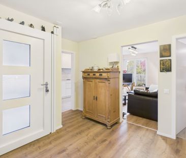 Traumhafte 3.5-Zimmer-Terrassenwohnung mit Zürichseeblick in Wädenswil - Foto 2