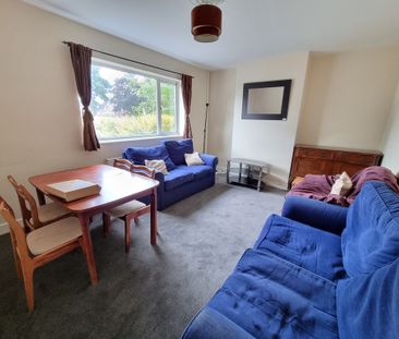 5 Bed Student Accommodation - Photo 4