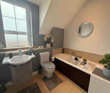 32 Lady Wallace Walk, Lisburn , BT28 3GY - Photo 6