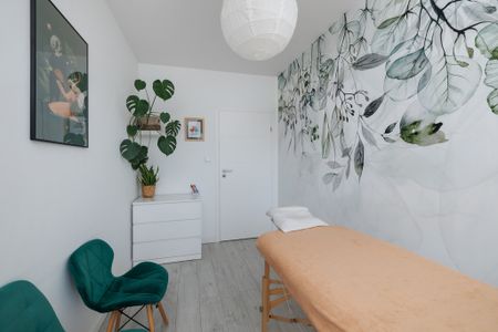 4 nieprzechodnie pokoje duża kuchnia. - Zdjęcie 2