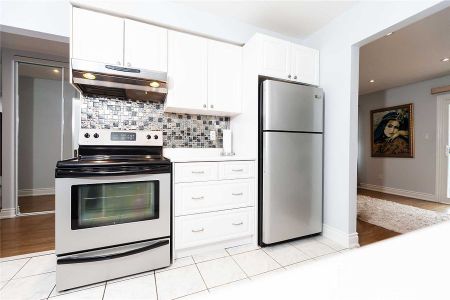 For Lease - 160 Don Head Village Boulevard Unit# Main, Richmond Hill, Ontario - Photo 3