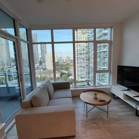 Luxurious 1-Bedroom Condo in Brentwood Town Centre with AC - Photo 4